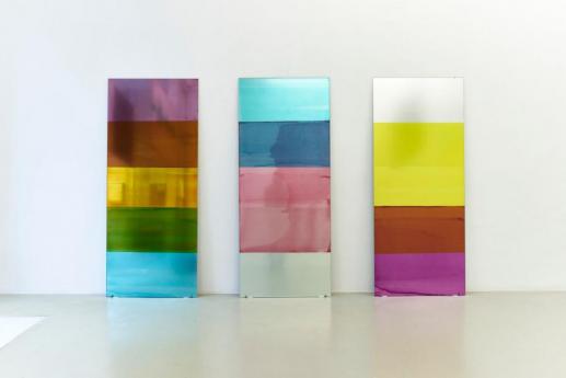"Orasol Pink 478 (Perlglanz Iriodin Schwarz) _ Orasol Gelb 152 _ Orasol Blau (Perlglanz Iri- odin Icy White)", "Orasol Blau (Perlglanz Iriodin Icy White) _ Quindo Rosa D _ Malachit MP feinst", "Bergkristall fein_Orasol Gelb 4GN_Orasol Pink 478", 2016, Silkscreen print on mirror, 2016, each 180 x 75 x 0,8 cm